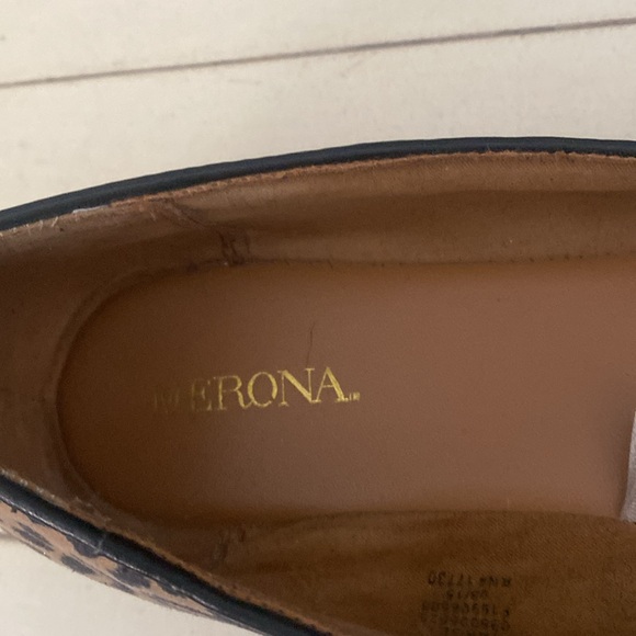 Me tons flats in size 6. # 2515 - Picture 6 of 7